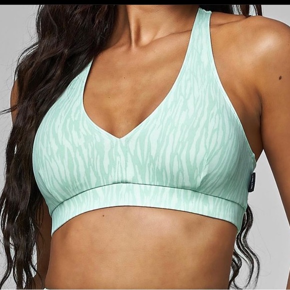 LiCi Fit Mint Zebra V-Cut Scrunch Legging and Regular Bra - Picture 4 of 6